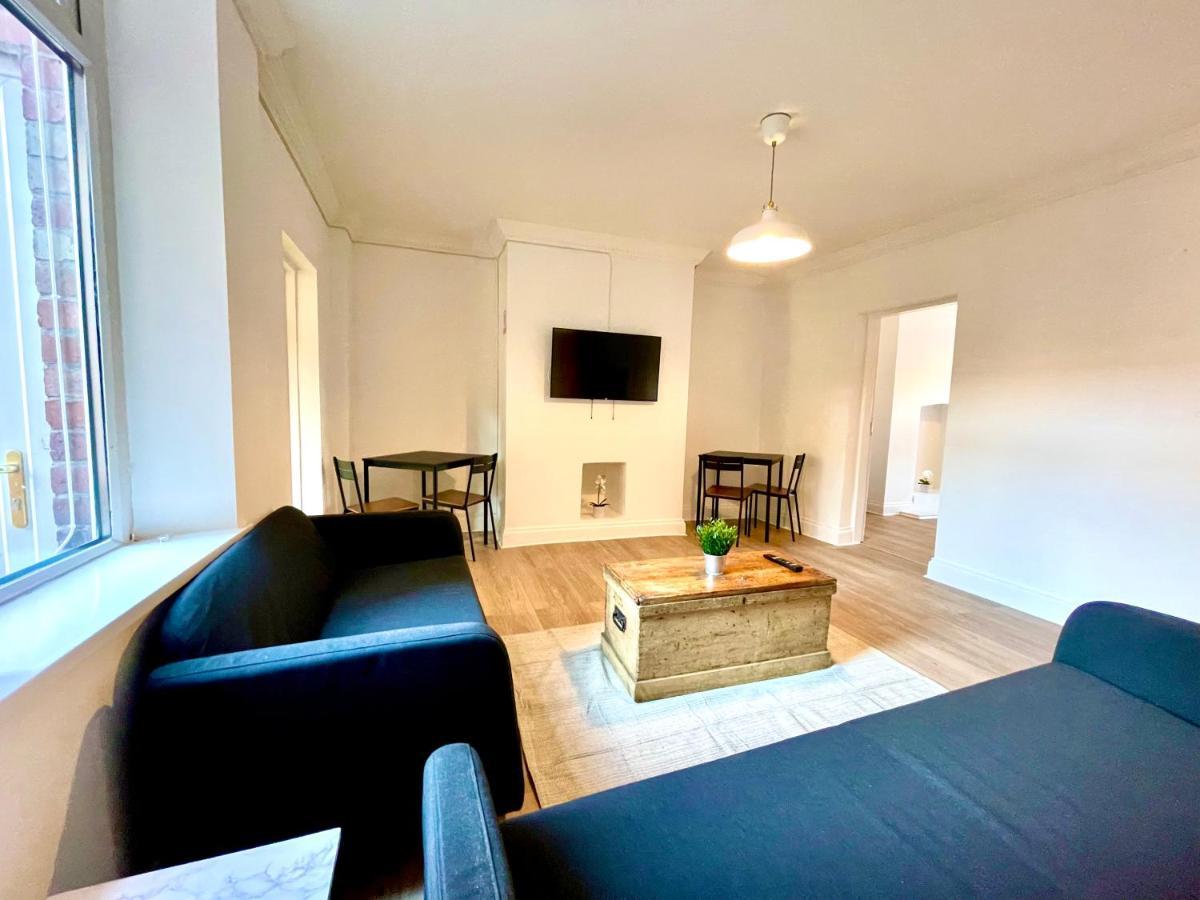 Huge Serviced Apartment With Free Parking Jesmond Екстер'єр фото