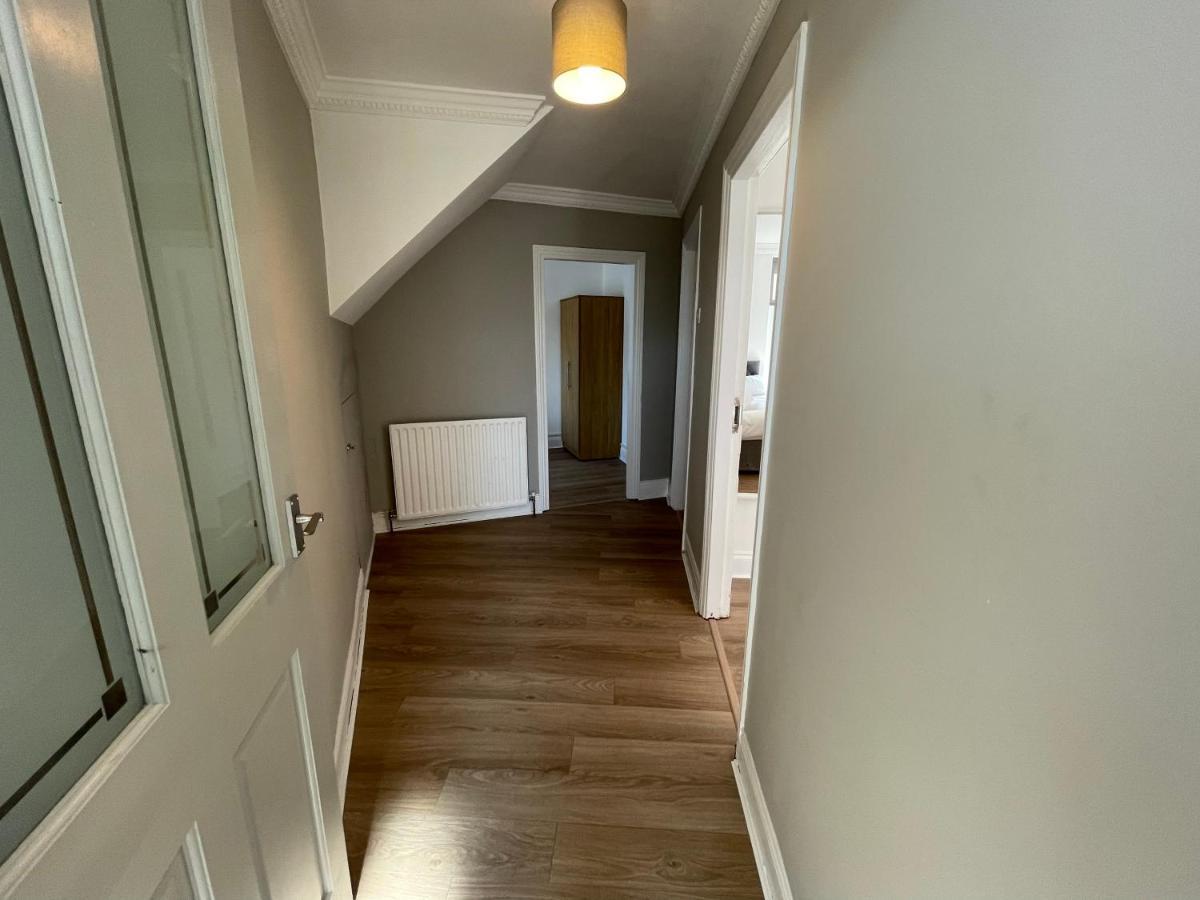 Huge Serviced Apartment With Free Parking Jesmond Екстер'єр фото